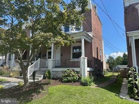 324 SPRING STREET, ROYERSFORD, PA 19468