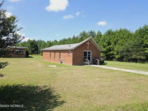 1814 Hickory Grove Road, Williamston, NC 27892