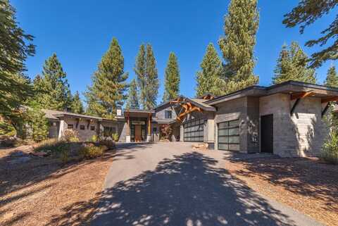 9030 Versant Court, Truckee, CA 96161