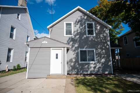 219 E Arch, Marquette, MI 49855