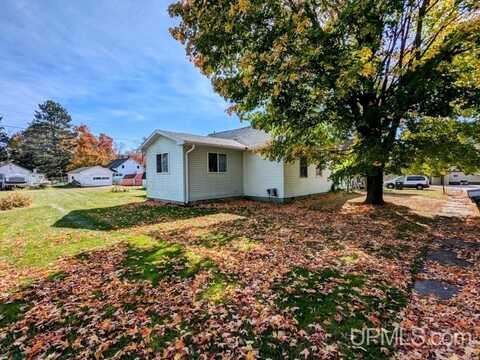 1602 Altone, Iron River, MI 49935