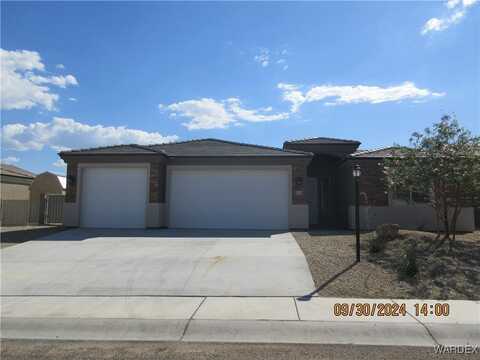 2118 Gene Autry, Kingman, AZ 86409