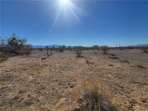 5595 W Oatman Highway, Golden Valley, AZ 86413