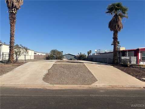 981 Holly Street, Bullhead City, AZ 86442