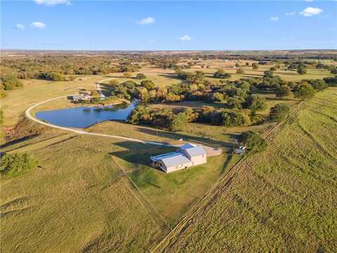 395 CR 470 Road, Chilton, TX 76632