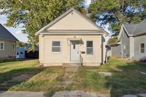 22 Greene Street, Walker, IA 52352