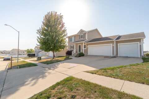 1408 Ashworth Drive, Cedar Falls, IA 50613