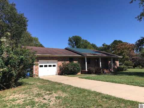 105 Aaron Dr., Fredonia, KY 42411