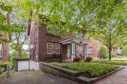 1208 Winterton Street, Highland Park, PA 15206