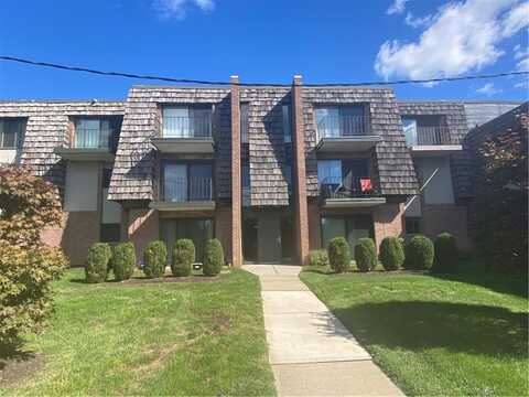 623 Forest Green Drive, Crescent, PA 15108