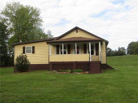 216 Ridge Blvd., Dunbar, PA 15425