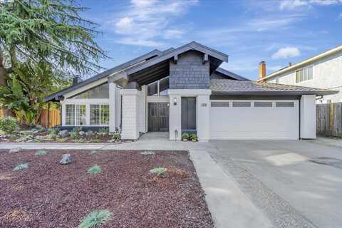 32985 Bluebird Loop, Fremont, CA 94555