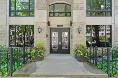 45 E. Cedar Street, Chicago, IL 60611