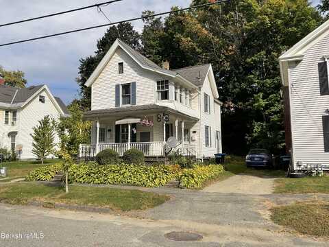 13 Goodrich St, Pittsfield, MA 01201