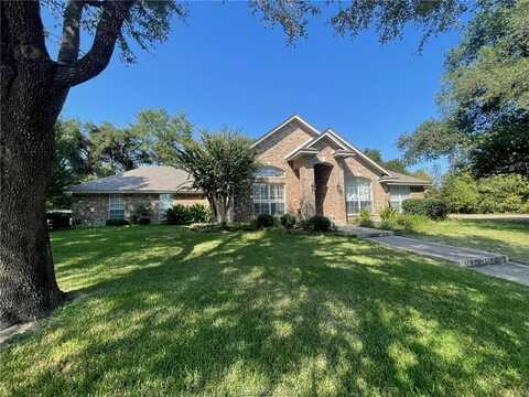 124 Reenie Drive, Cameron, TX 76520