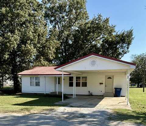 411 S Greenville Street, Rector, AR 72461