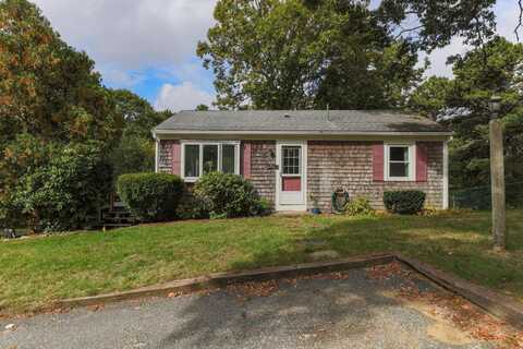 54 Main Street Extension, Harwich, MA 02645