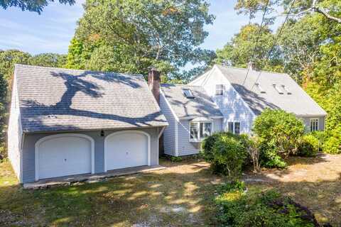 49 King Phillip Road, Pocasset, MA 02559