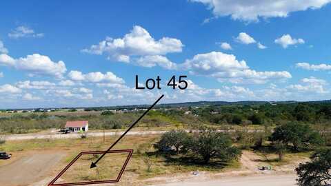 45 Baxter Blvd, Fredericksburg, TX 78624