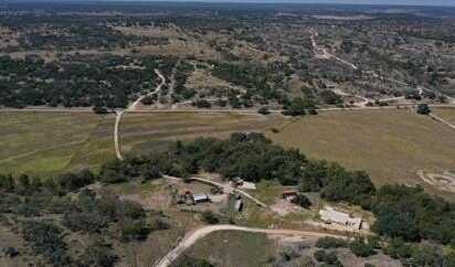 6980 Doss Spring Creek Rd, Fredericksburg, TX 78624