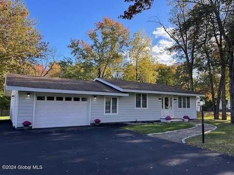 332 Ferris Rd, Niskayuna, NY 12304