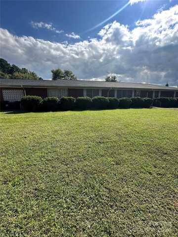 2102 E Greenbriar Road, Statesville, NC 28625