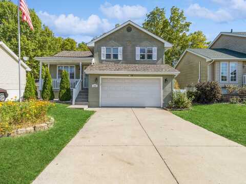 2224 Maish Court, Des Moines, IA 50320