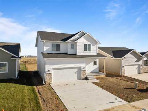 216 S Valley View Drive, Norwalk, IA 50211