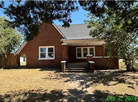 802 N Noble, Watonga, OK 73772