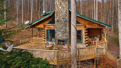84 Stone Wall Rd, Whittier, NC 28783