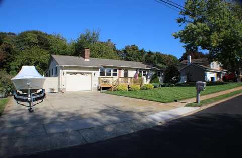 13 Redwish Ave, Beesleys Point, NJ 08223