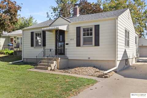 6213 S 39 Street, Omaha, NE 68107