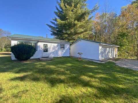 4106 19 Mile Road, Barryton, MI 49305