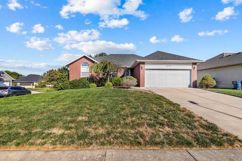 3274 N Dickerson Avenue, Springfield, MO 65803