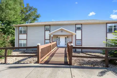 2529 State Hwy 176, Rockaway Beach, MO 65740