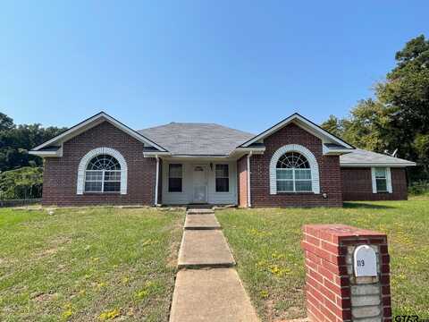 119 E G McMillan Way, Daingerfield, TX 75638