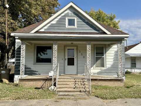 358 W 4th, Hoisington, KS 67544