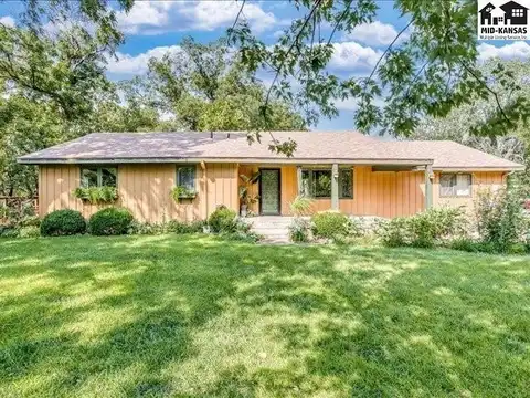 22311 W Pleasant Valley Rd, Langdon, KS 67583