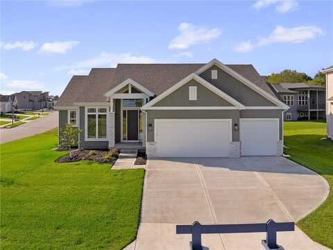 25003 W 89th Terrace, Lenexa, KS 66227