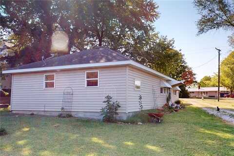 167 E Sixth Street, Bronaugh, MO 64728