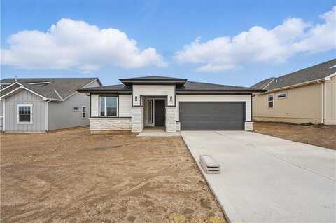 1716 NW 104th Terrace, Kansas City, MO 64155