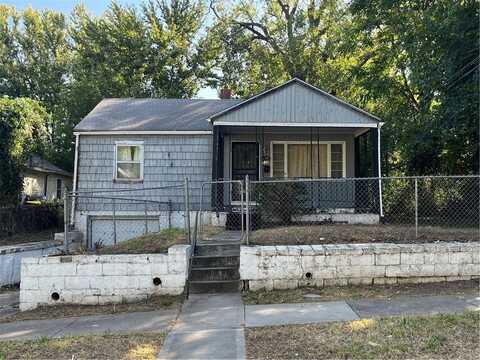 7135 Bellefontaine Avenue, Kansas City, MO 64132