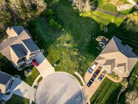 2200 SE PINE GATE Circle, Blue Springs, MO 64014