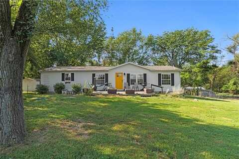 17611 E 227th Street, Harrisonville, MO 64701