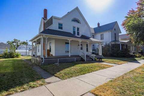 406 Meridian St, Tipton, IA 52772