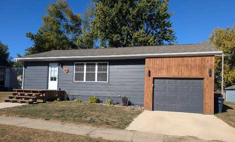 303 1st Street W, Lake Park, IA 51347