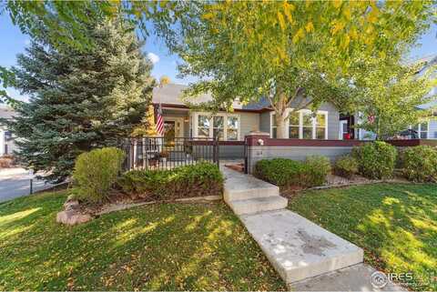 614 Barberry Dr, Longmont, CO 80503