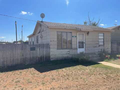 1000 Hale Street, Slaton, TX 79364