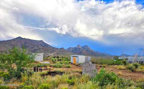 5080 Purfly Road, Las Cruces, NM 88011