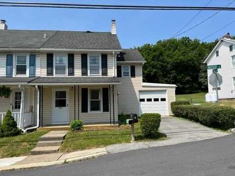 930 Nursery Street, Macungie, PA 18051